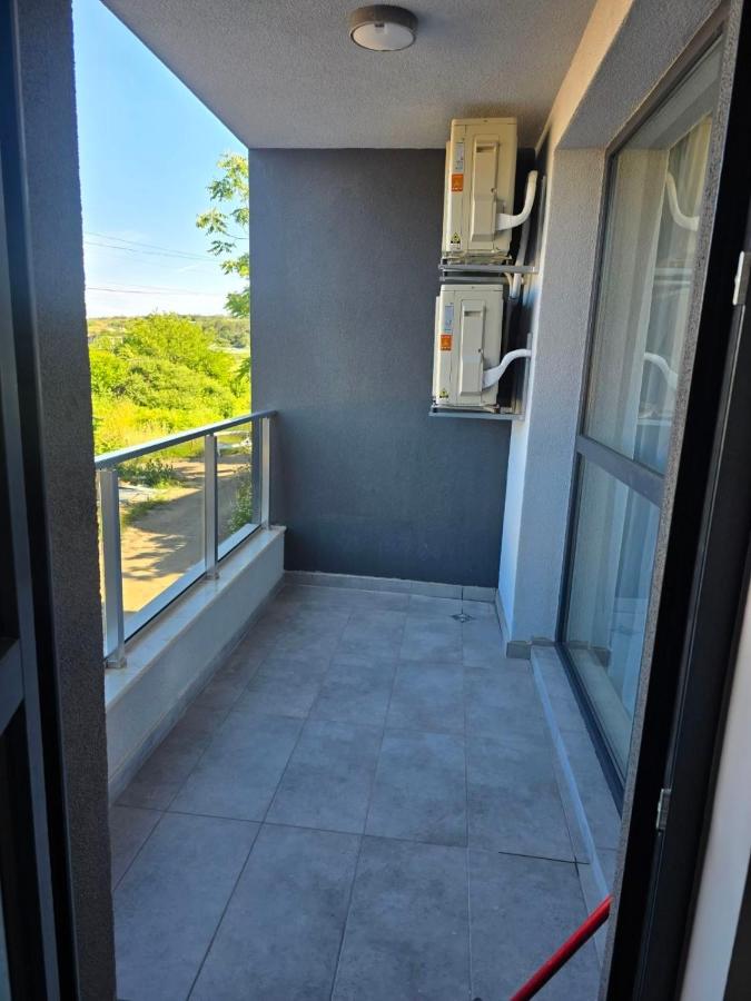 Olive Nest Modern and Cosy Apartment by SeaRent - Chambres d'hôtes Sozopol