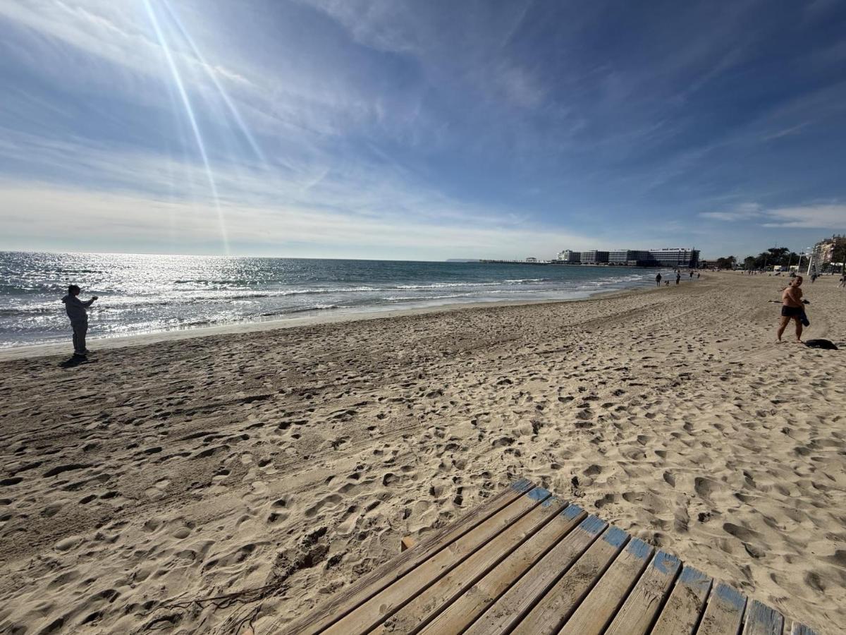 Apartamento junto al Postiguet y Castillo Santa Bárbara by Turihome - B&B Alicante