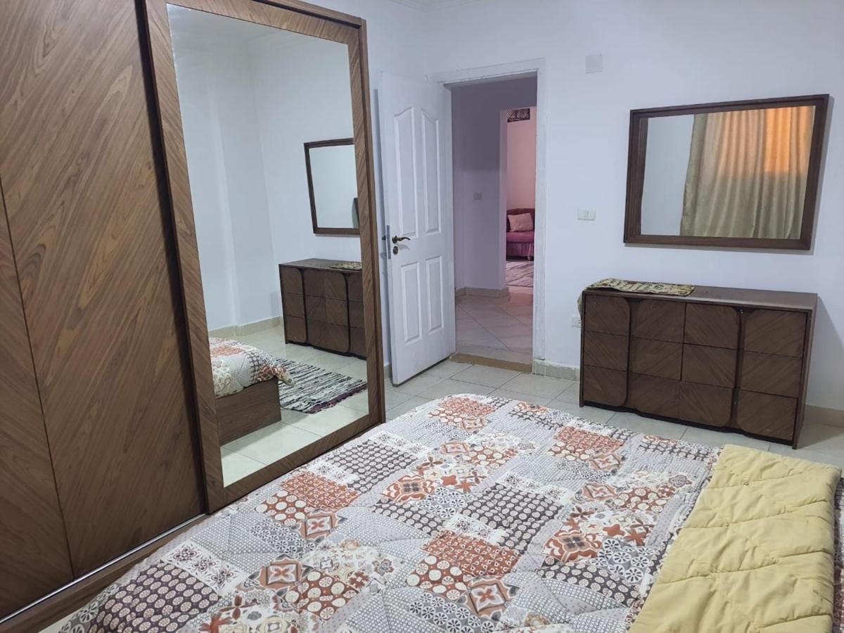 Secure and Chic Apt 15 min to Airport and New Cairo - B&B Cairo