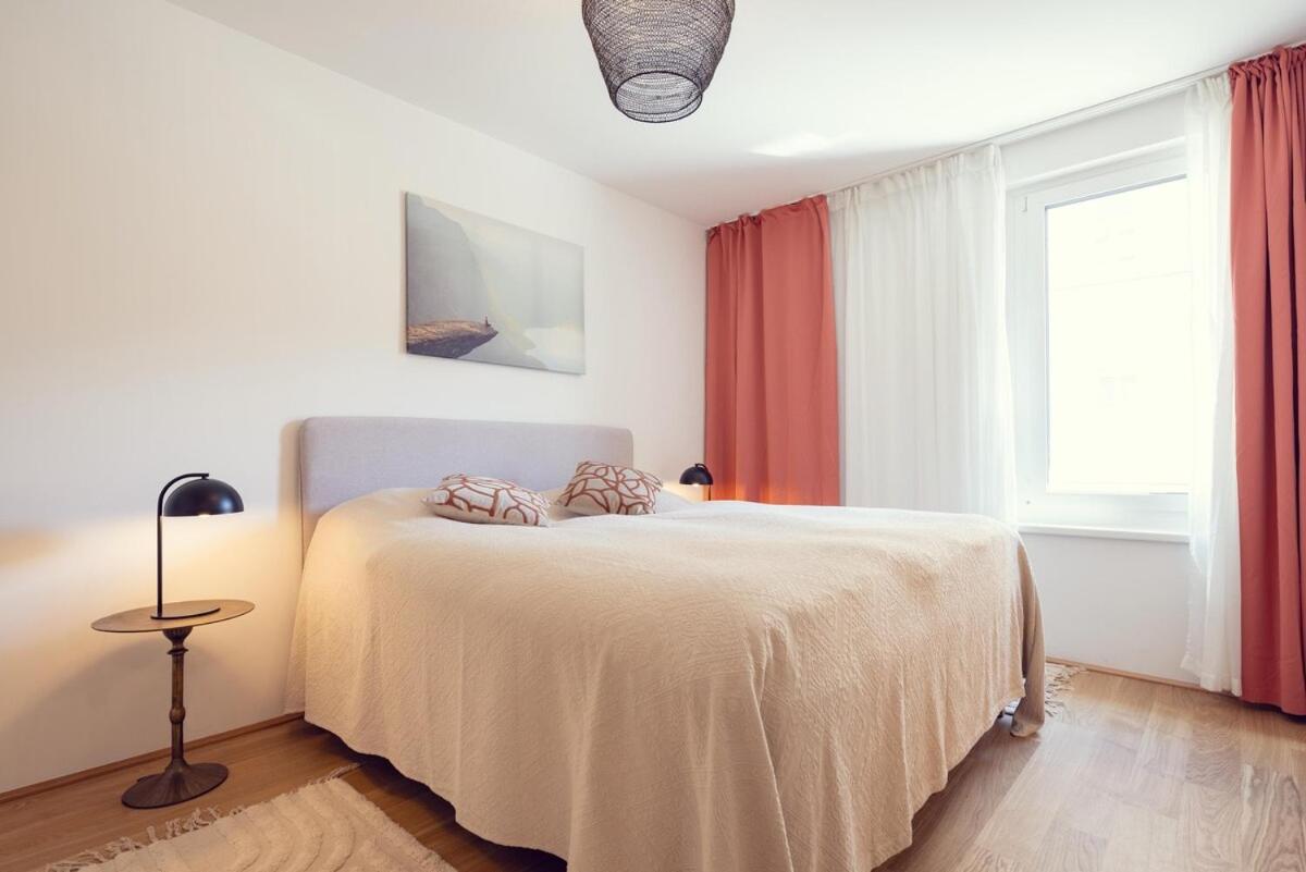 MEVERLING Mars 3 - B&B Viena