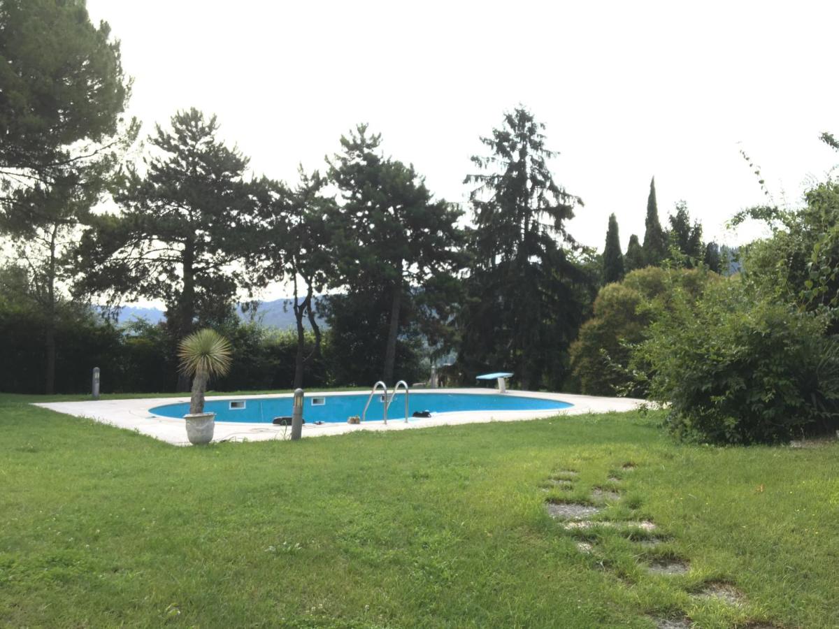 Chambre Double avec Salle de Bains Privative et Cuisine Commune