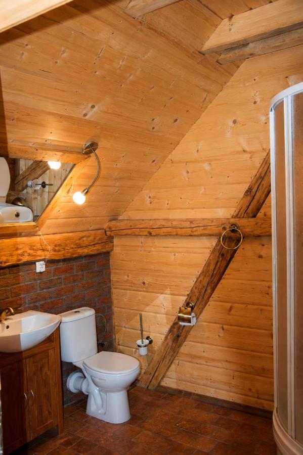 Habitación Familiar con baño privado