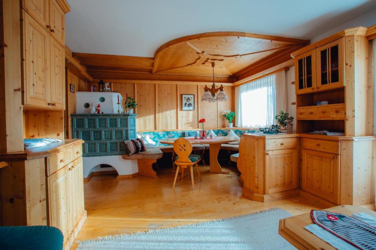 Appartement SEPPI by MoniCare (Haus Claudia) - Bed and Breakfast Seefeld in Tirol