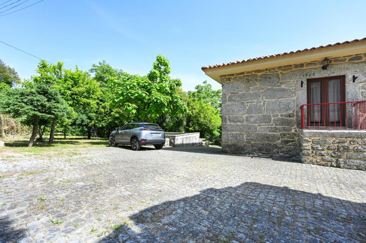 Casa da Galheira with Swimming Pool by Sé Apartamentos - B&B Vilela