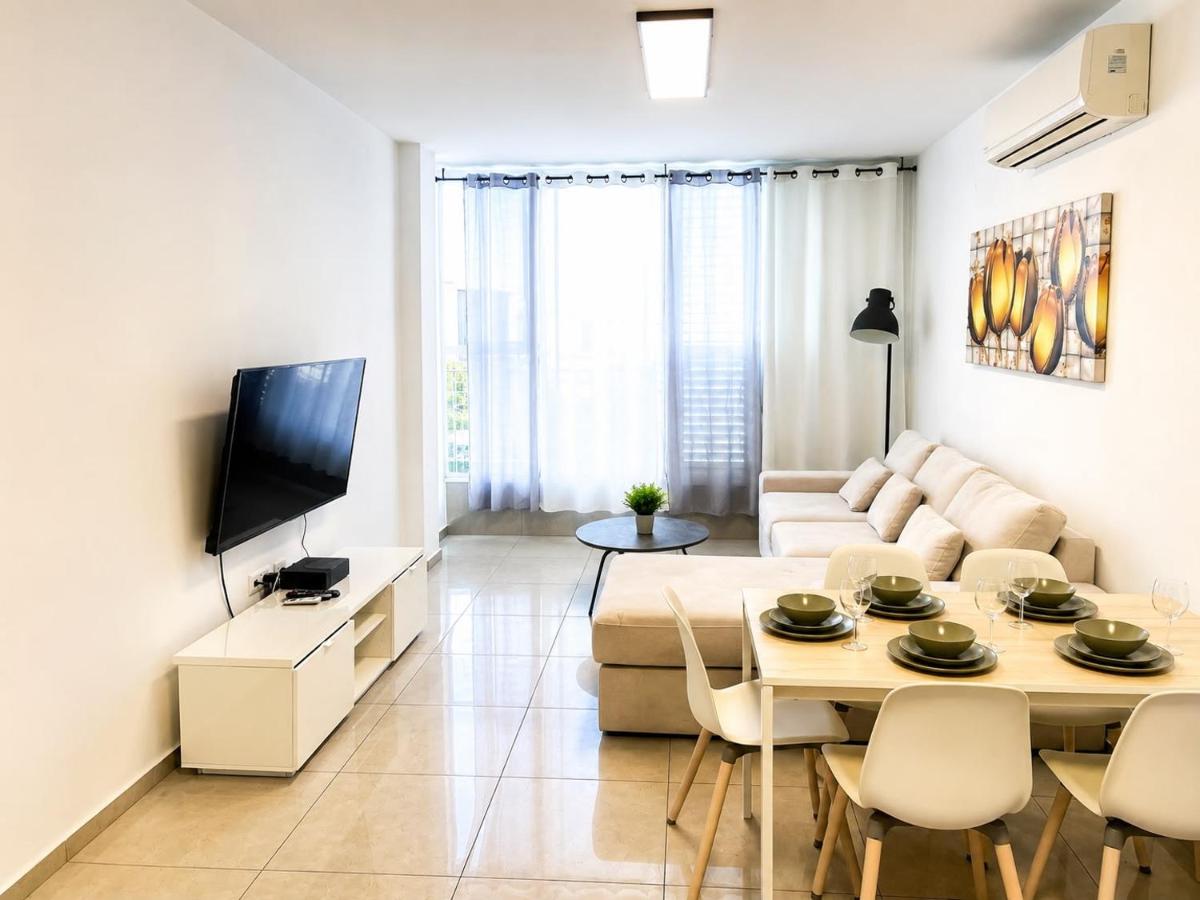 Apartments4you Maya - B&B Bat Yam