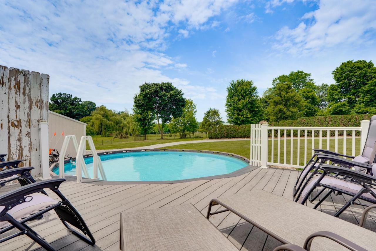 Nature Haven Pond,Pool and Hot Tub - B&B Myerstown