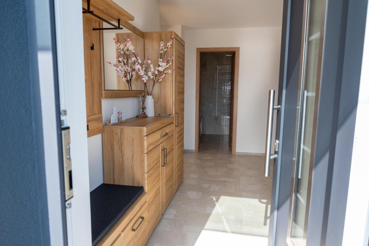 Apartment Kalvista with Sauna - B&B Šmarje pri Jelšah