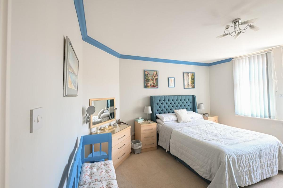 Spacious 2 bedroom apartment in Swanage centre - B&B Swanage
