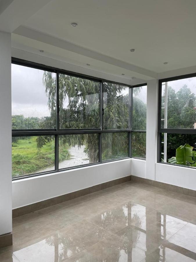 Lush Residencies - Nawala - Diyawanna Lakefront - Brand New - Luxury - B&B Sri Jayewardenepura Kotte