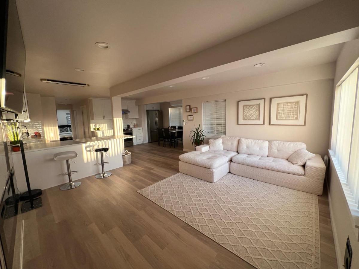 Alki Beach Retreat - B&B Seattle