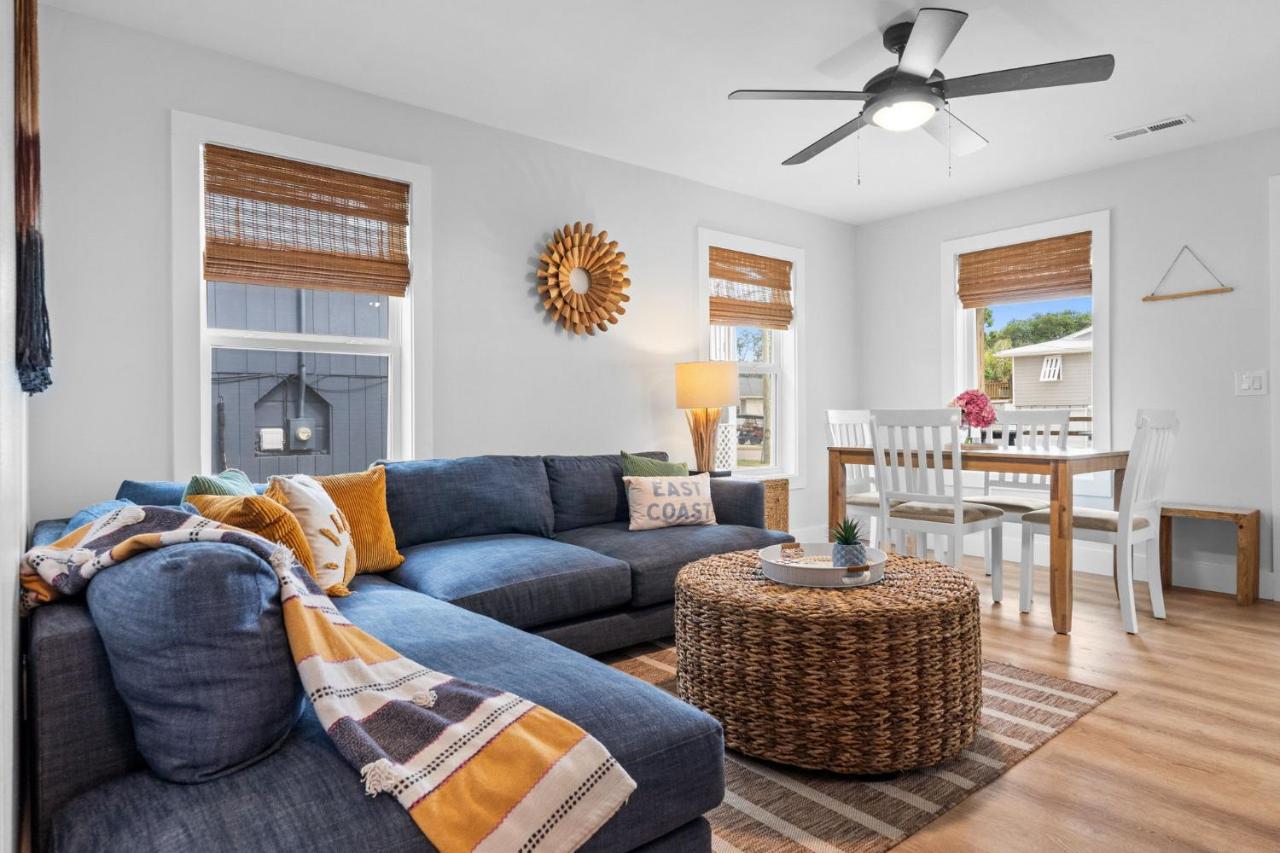 Twin Tides Beach House at Carolina Beach - Unit 1 - B&B Carolina Beach