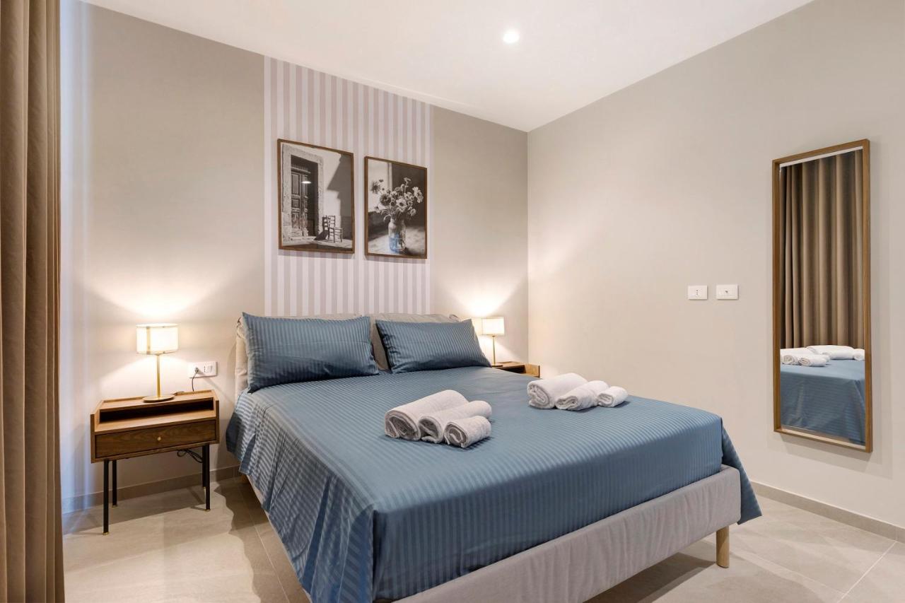 Superior One-Bedroom Apartment with Balcony