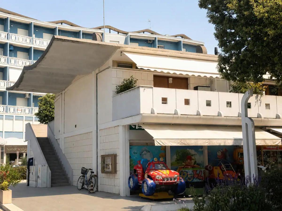 2-bedroom apartment with terrace in Lignano Pineta - Ferienwohnung Lignano