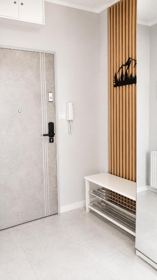Serce Kotliny Kłodzkiej - Apartament 54m2 - 3 pokoje, balkon, ogródek - Chambres d'hôtes Kłodzko
