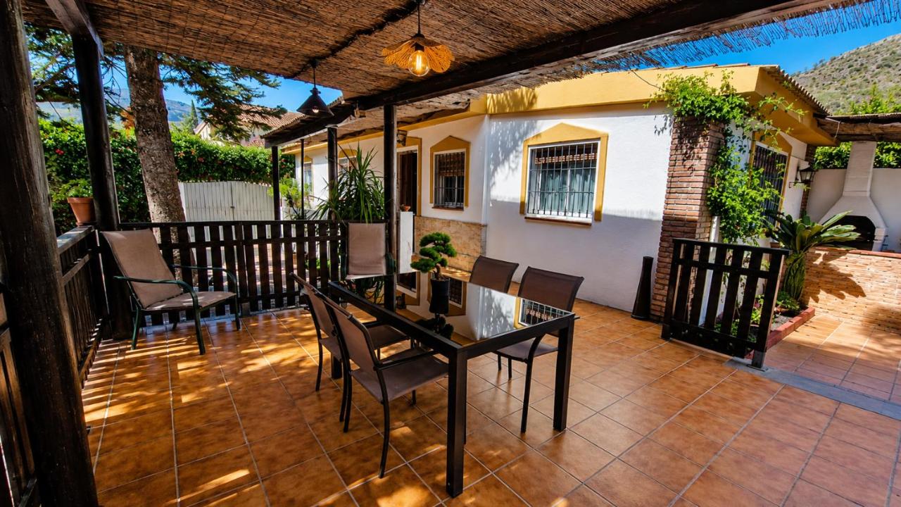 Velez Nazari Cortijo Azud - B&B Vélez de Benaudalla