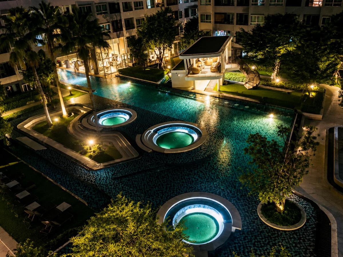 Spacious Studio Near BTS Kitchen & Washer - B&B Phra Khanong