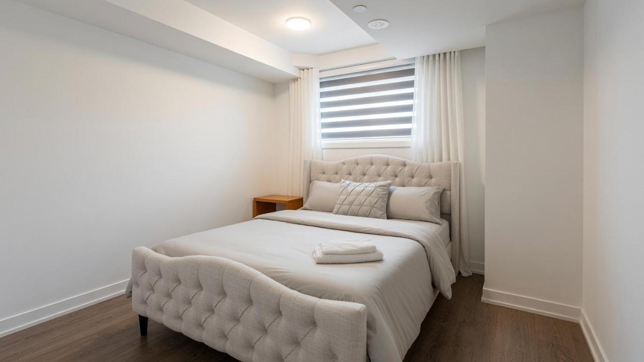 Private and cozy basement in prime location - B&B Toronto