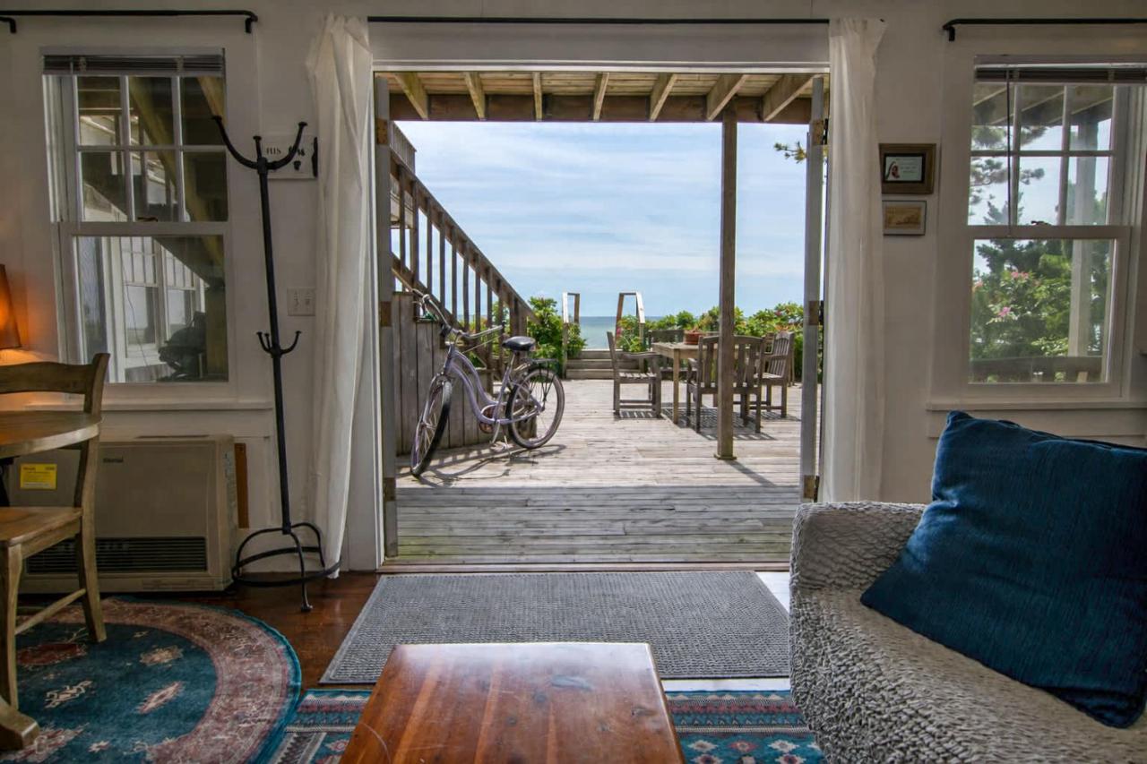 Waterfront with Private Beach Stunning Views - B&B Provincetown