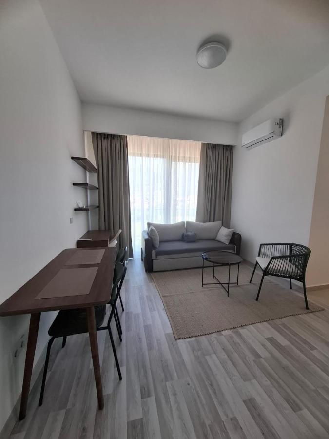 PMTR Residence - Ferienwohnung Bar