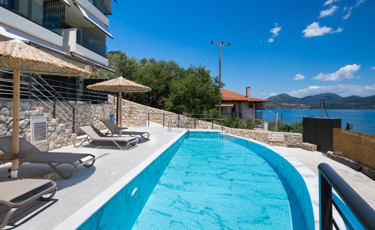 Poseidon Sea View Apartments - Ocean, River - B&B Nikiana