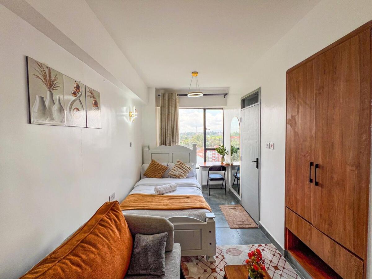 Modern Getaway along Kiambu Road with Skyline Views - B&B Nairobi