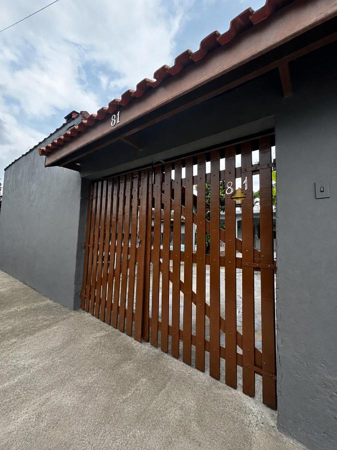 Casa de Praia com Piscina e Espaço Gourmet - B&B Bertioga