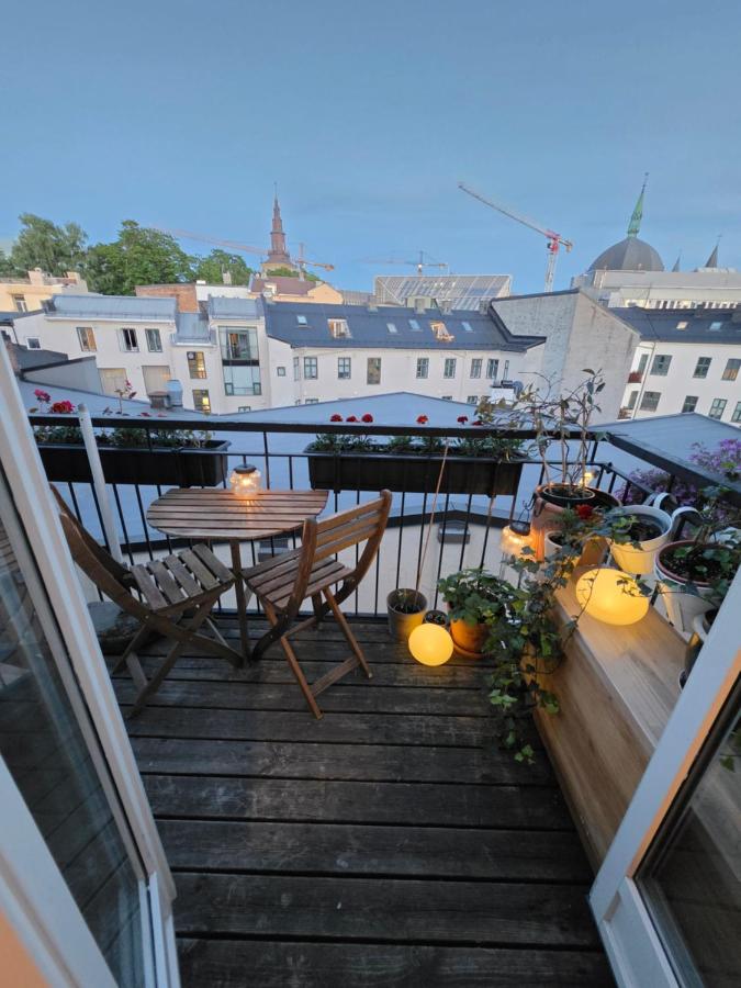 Feel at Home in Central Oslo Balcony and City Views - B&B Oslo
