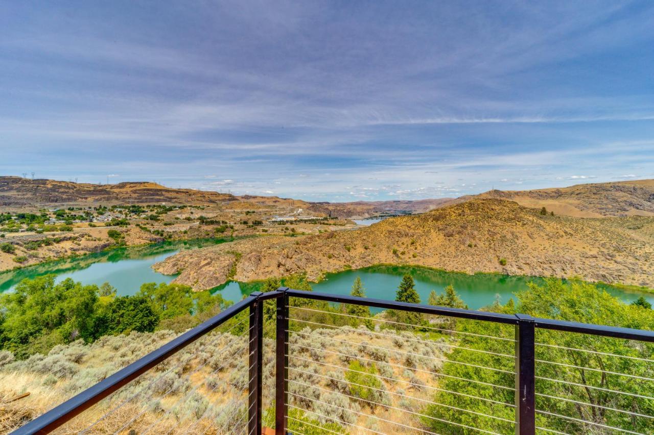 Cozy Grand Coulee Home w/ Deck & Views! - B&B Grand Coulee