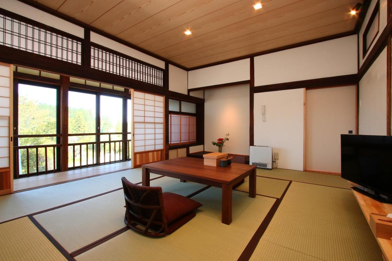 Japanese-Style Quadruple Room