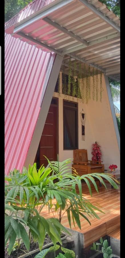 Rezka Roomz Syari'ah - B&B Onewitu