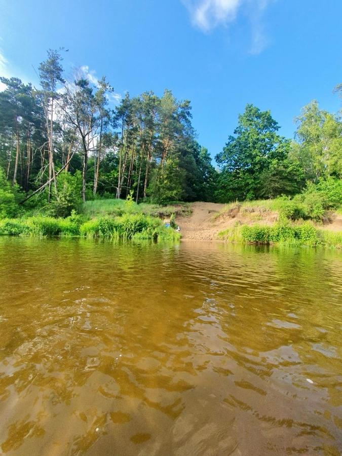 Domek Nad Litą kajaki las jezioro - Bed and Breakfast Błędowo