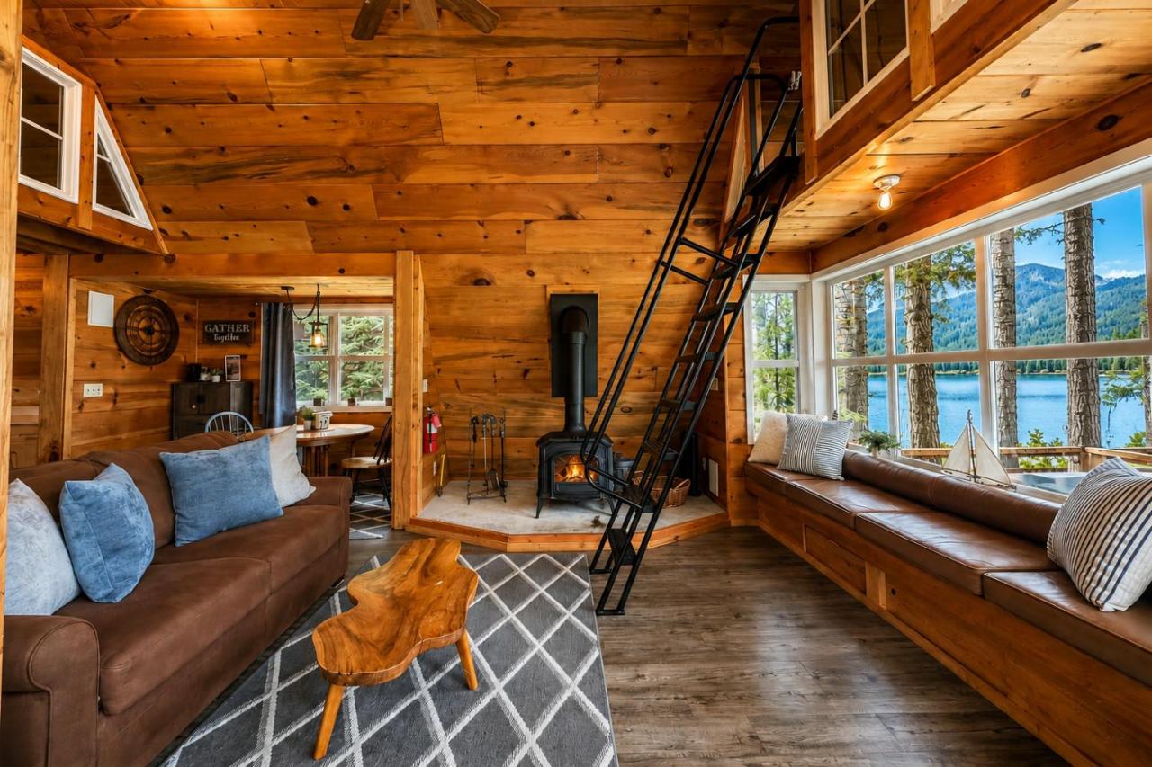 Doc Roy's Legacy on Fish Lake by NW Comfy Cabins - Chambres d'hôtes Leavenworth
