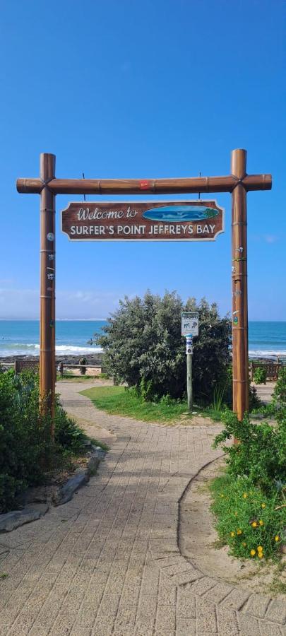 Dolphin Outlook in Jeffreys Bay - B&B Jeffreys Bay