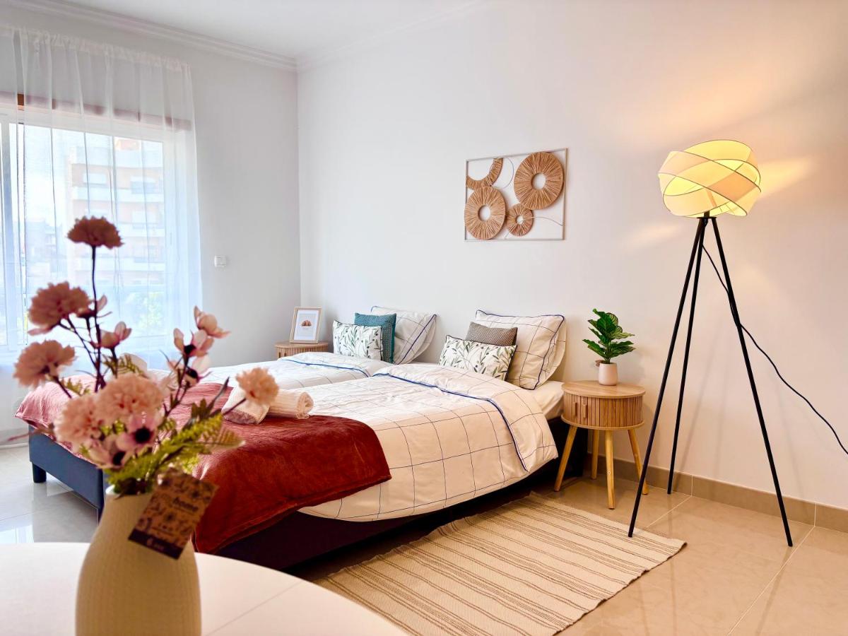 Fátima Sanctuary Comfort Apartments - Free Parking & AC - B&B Fatima
