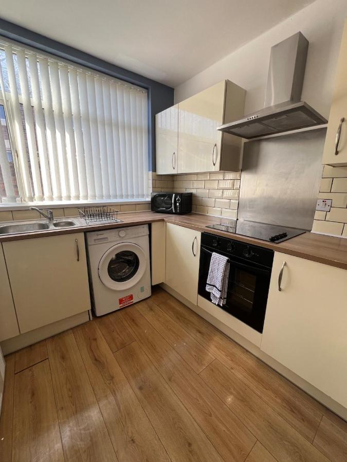 Liverpool Lily House - Stylish 4 BR - Group Stay - B&B Liverpool