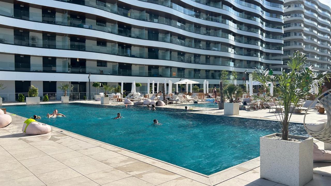 Delmar Premium Resort cu Piscina in Mamaia Nord - Chambres d'hôtes Mamaia