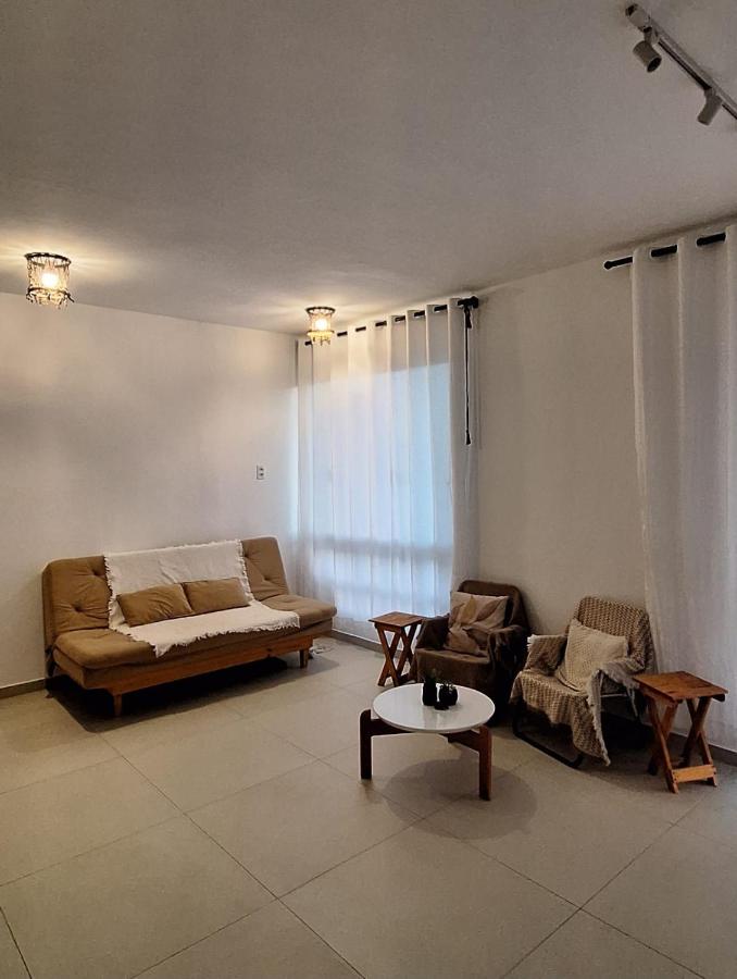 Apartment with bedroom and office in São Luís - Chambres d'hôtes São Luís