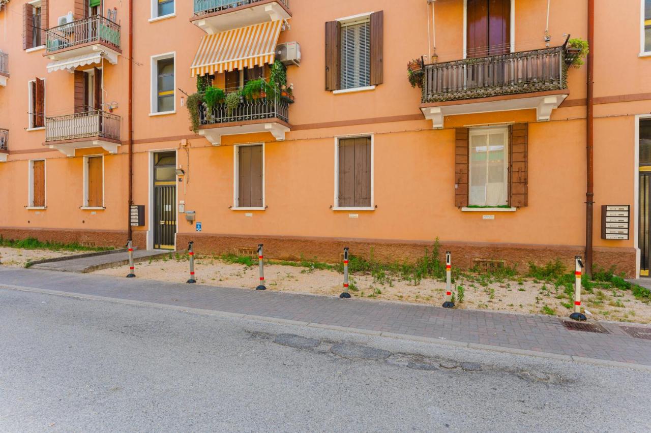 Venice Marine - 10 minuti da Venezia - B&B Mestre