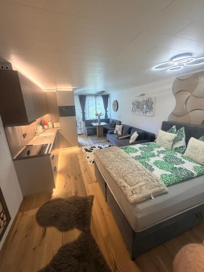 Emerald Alpine Apartment Seefeld - B&B Seefeld in Tirol