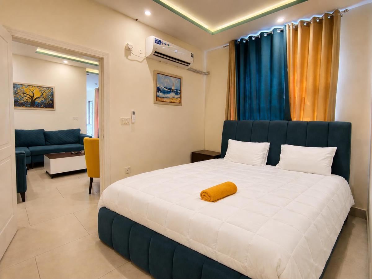 Modern Blue Themed 1BHK Prime Location of Bahria Town Phase 7 - B&B Rawalpindi