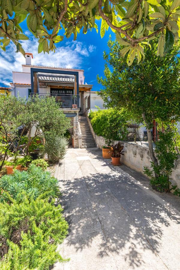 Holiday Home Punat - B&B Punat