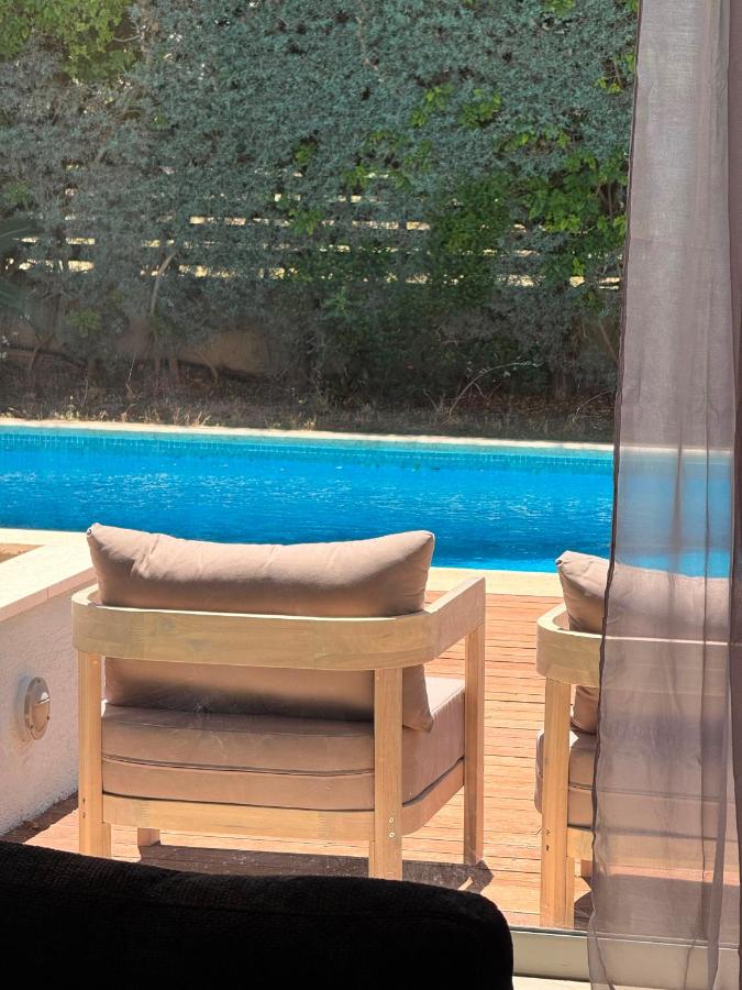 The peaceful escape with shared pool - Ferienwohnung Porto Rafti
