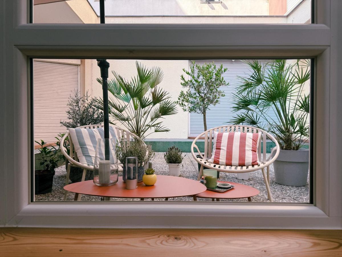 Appartement avec patio privé centre ville Strasbourg - Chambres d'hôtes Strasbourg