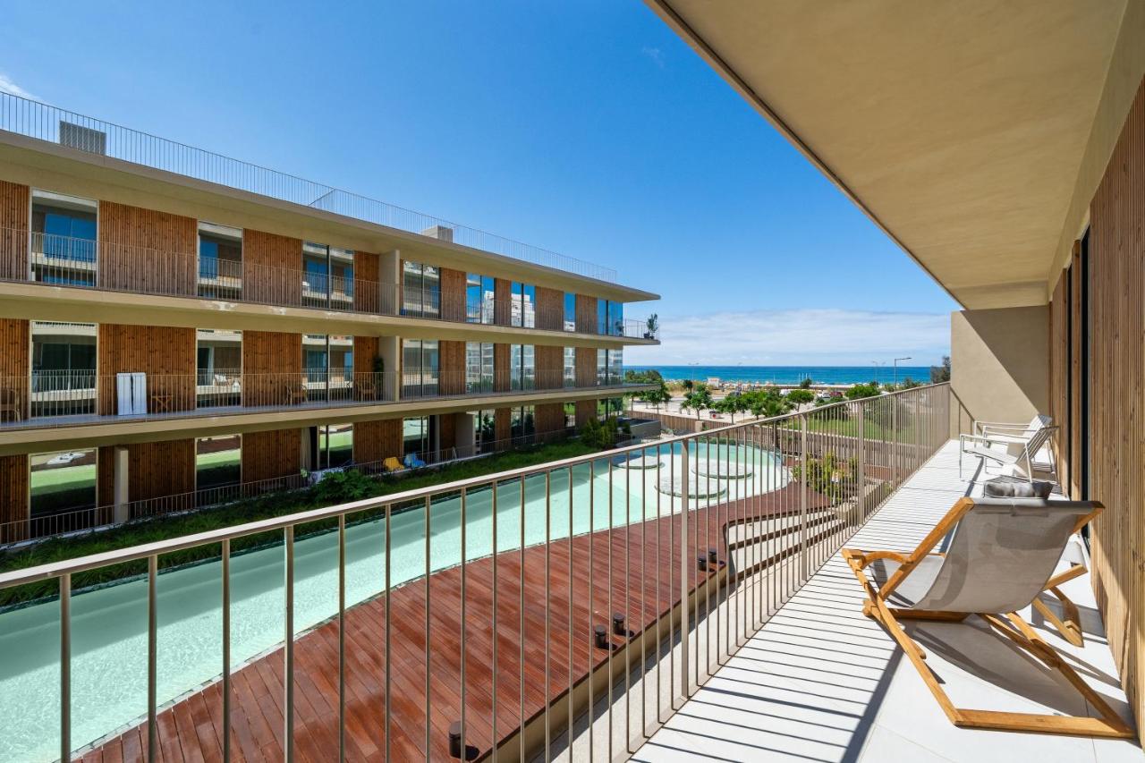 Beachfront 2 Bedroom Apartment in Quarteira - B&B Quarteira