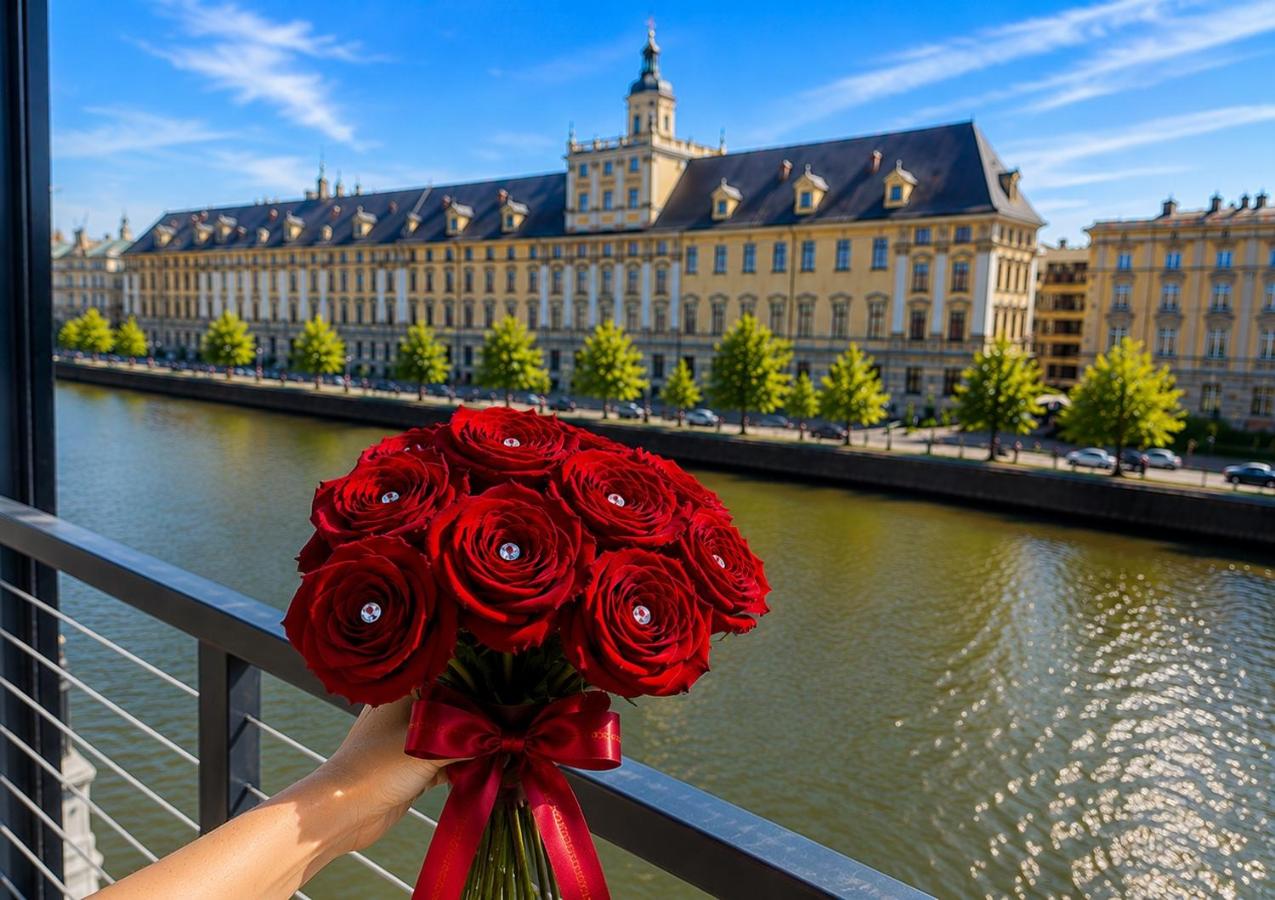 Marina River Apartments on the Water - Wrocław City Centre - Chambres d'hôtes Wrocław