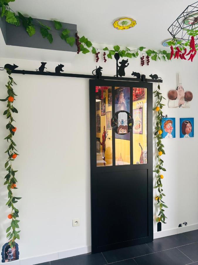 THE ENCHANTED HOUSE ( 15 min walk to Disney) - Bed and Breakfast Serris