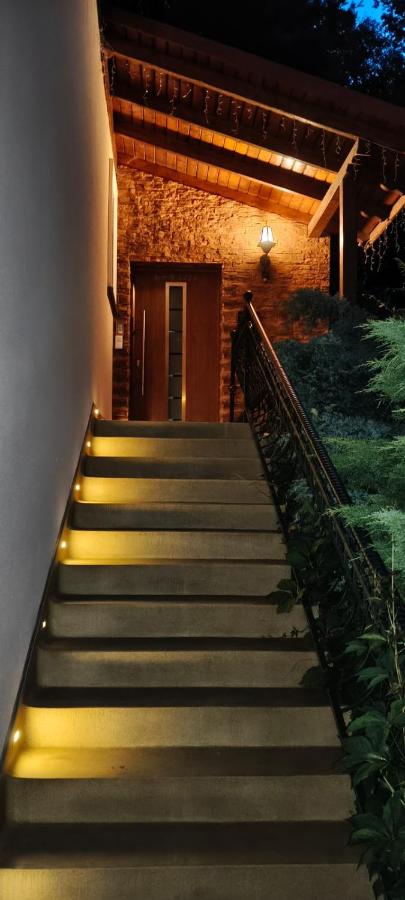 Apartament Przy Skale u Anny - B&B Sąspów