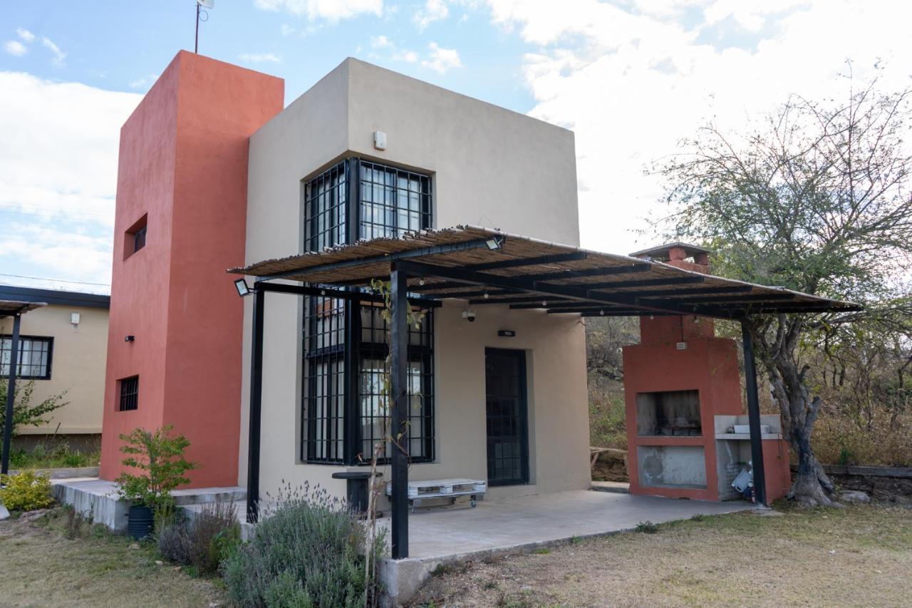 Cabaña "Ideal" de Diseño, Vista Panorámica, Pile Comp, Zona de Montaña - Chambres d'hôtes Villa Carlos Paz