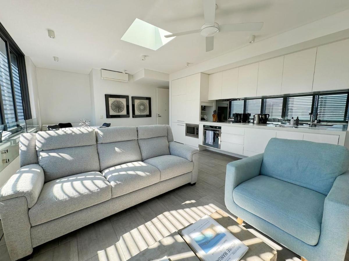 Bondi Beach Escape, Steps to Sand & Cafe - B&B Sídney