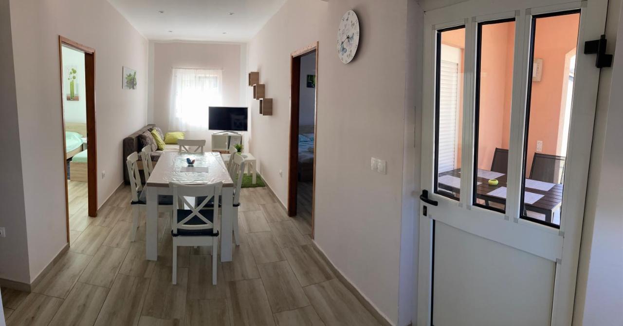Appartamento con 2 Camere da Letto